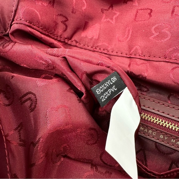 Marc by Marc Jacob’s Nylon Natasha Crossbody Messenger Bag Large - Picture 9 of 12